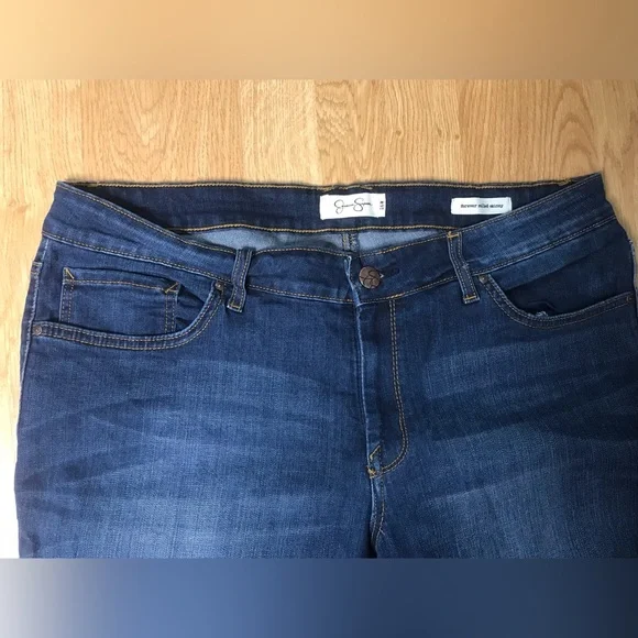 Jessica Simpson “Forever Rolled” Skinny Jeans – Size 16W - Picture 2 of 3